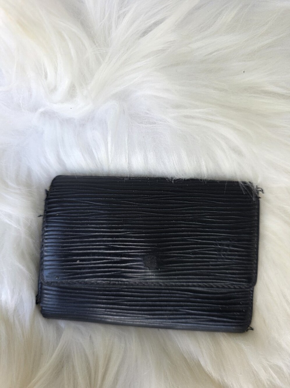 Authentic Louis Vuitton Black Epi Key Wallet
